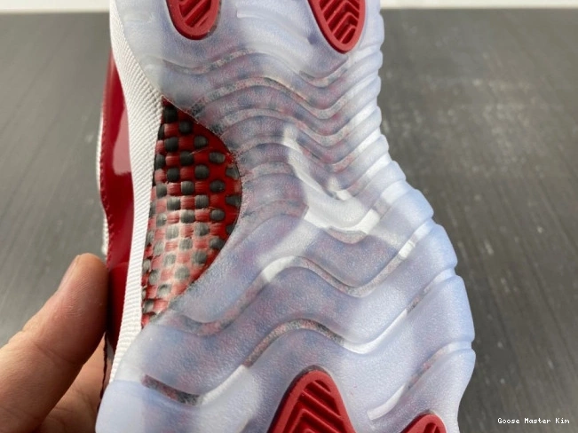 Jordan CT8012-116 Retro 'CHERRY' Air 11 0821